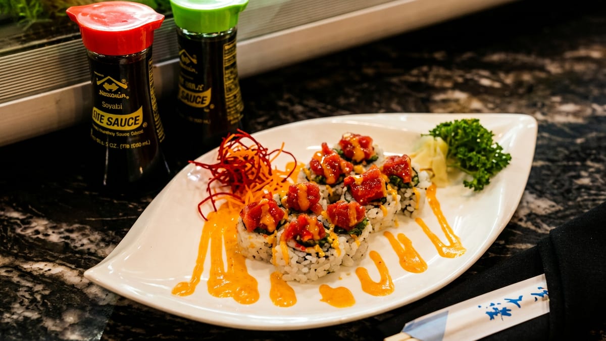 Sushi and roll combos